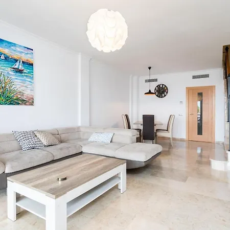 142 Canarian Paradise By Sunkeyrents